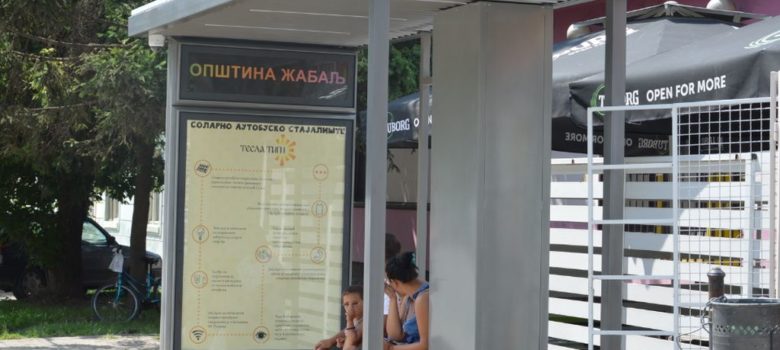 autobusko stajaliste zabalj